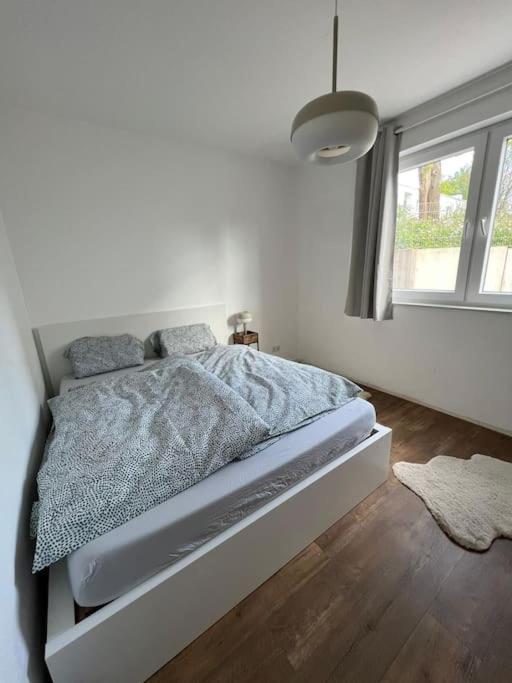 Moderne Wohnung Mit 4 Betten Bochum Esterno foto