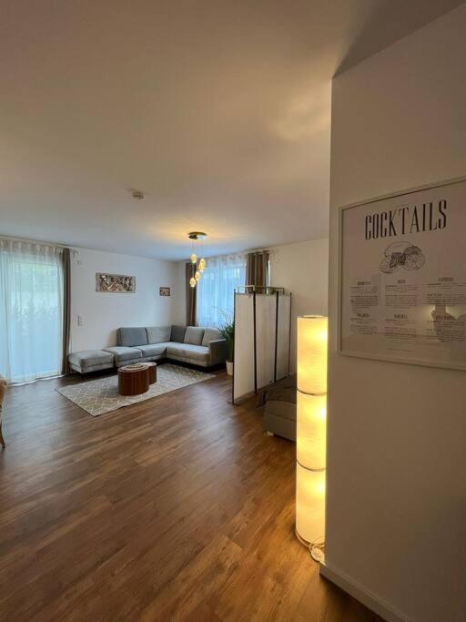 Moderne Wohnung Mit 4 Betten Bochum Esterno foto